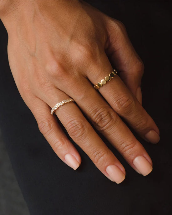 Solid Gold Interstellar Linia Diamond Ring
