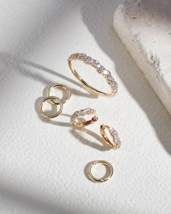 Solid Gold Interstellar Linia Diamond Ring