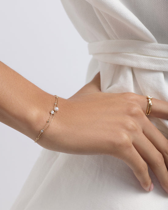 Solid Gold Luna Mini Pearl Bracelet