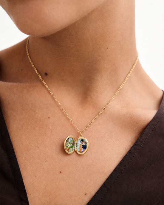 Gold Tiny Star Oval Locket Necklace