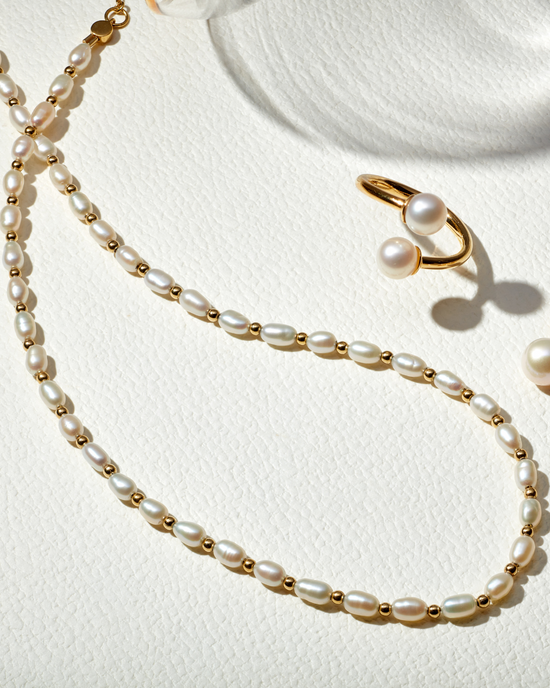 Gold Stilla White Pearl Choker Necklace