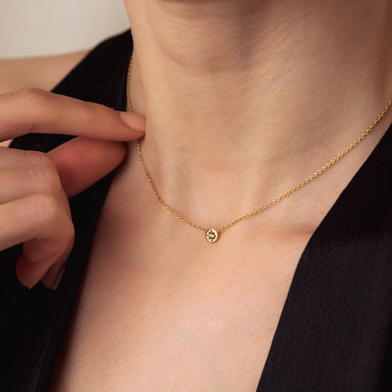 Gold Polaris White Sapphire Star Set Pendant Necklace