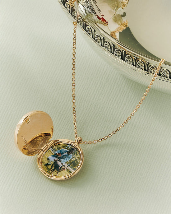 Gold Stilla Mother of Pearl Locket Necklace