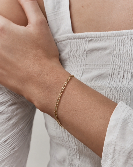 Gold Paperclip Chain Bracelet