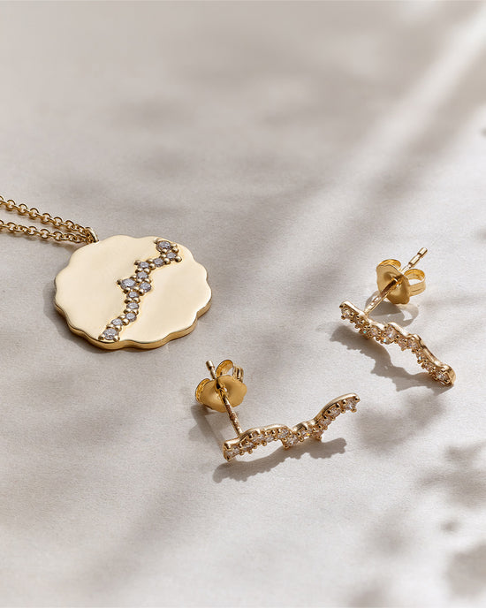 Solid Gold Large Asteri Diamond Pendant