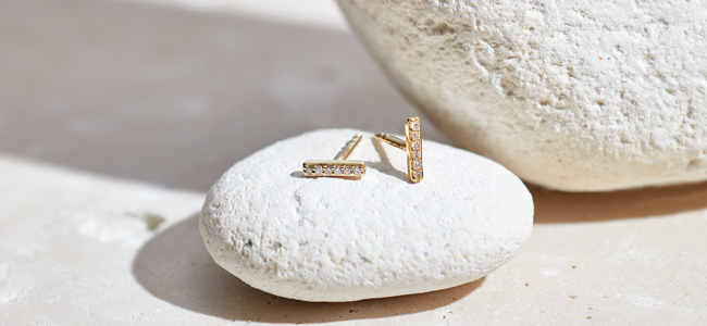 Gold Stud Earrings Gold Stud Earrings