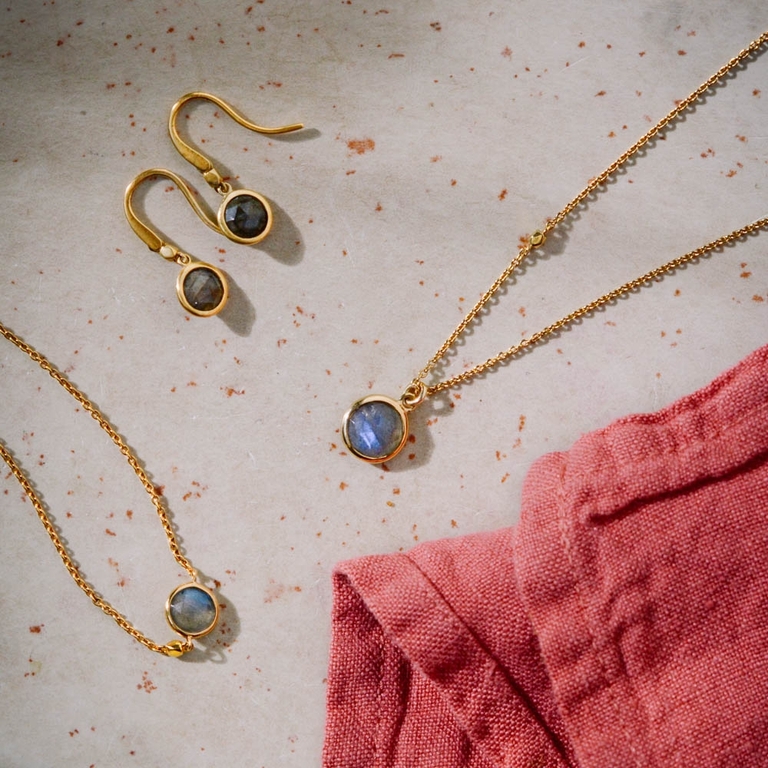 Gold Labradorite Stilla Bracelet 