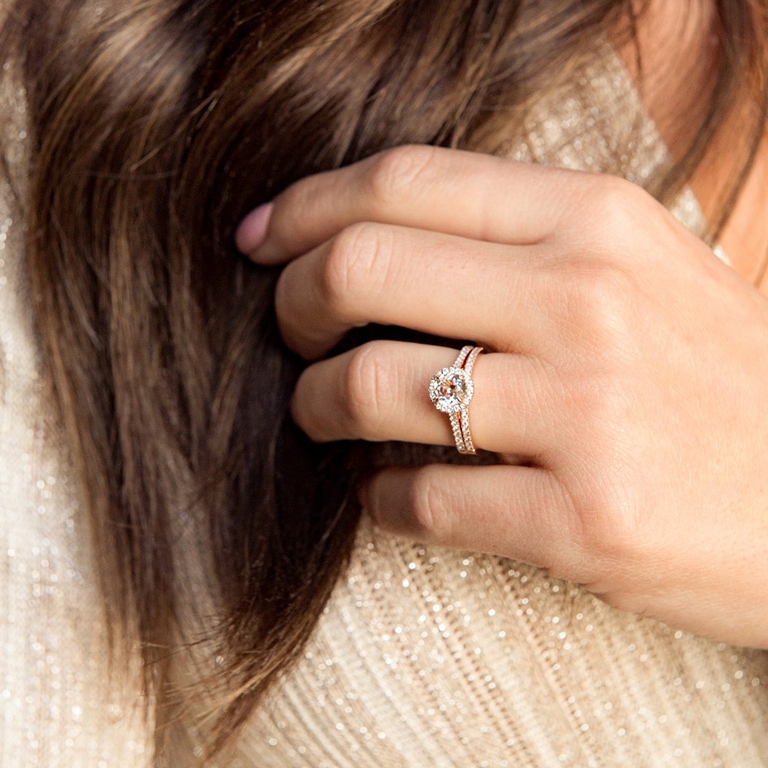 Morganite & Diamond Halo Ring in Rose Gold 