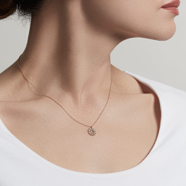 Rising Sun Diamond Pendant Necklace in Yellow Gold 