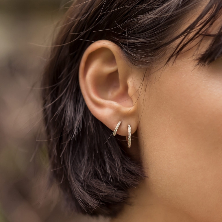 Mini Halo Diamond Single Hoop Earring in Rose Gold 