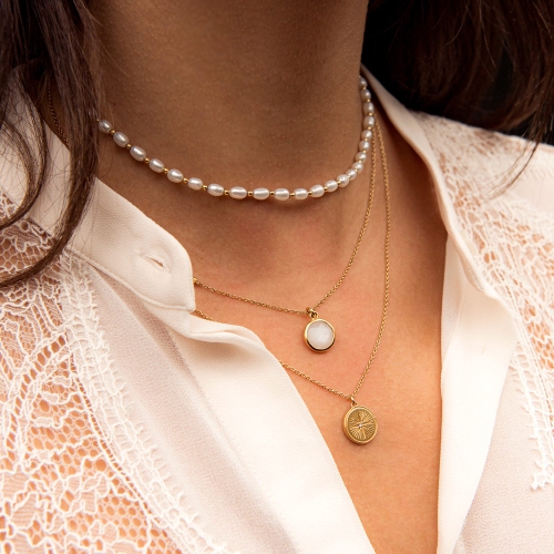 Gold Stilla Moonstone Pendant Necklace
