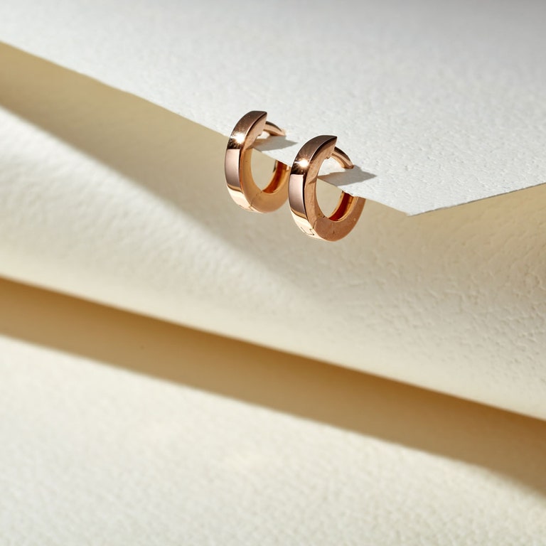 Huggie Stilla Hoop Earrings in Rose Gold Vermeil