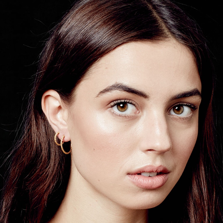 Mini Spiga Hoop Earrings in Yellow Gold Vermeil