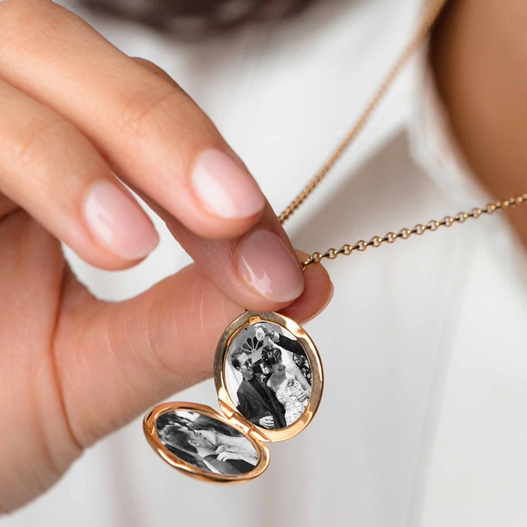 Medium Biography Locket Necklace in Yellow Gold Vermeil
