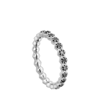 black onyx gemstone set in sterling silver eternity ring 