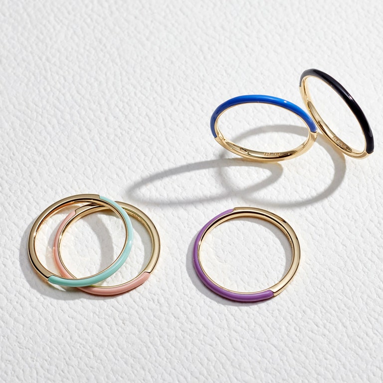 Gold Cirque Half Eternity Black Enamel Ring
