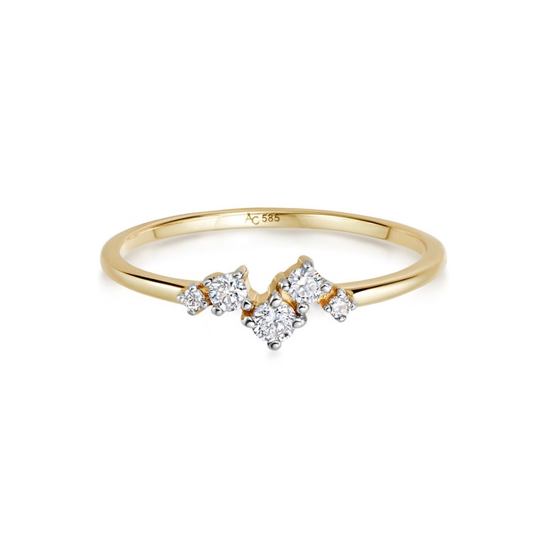 cluster diamond ring in 14ct solid gold