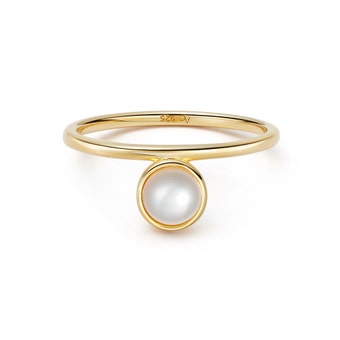 Biography Pearl Side Set Ring in Yellow Gold Vermeil