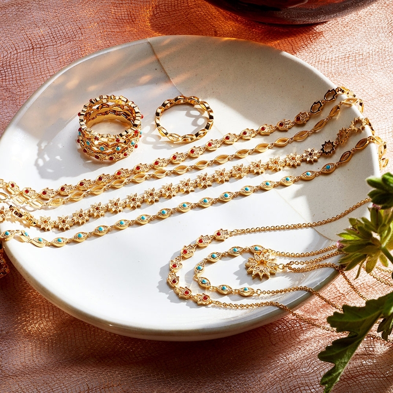 Biography Hamsa Detail Necklace