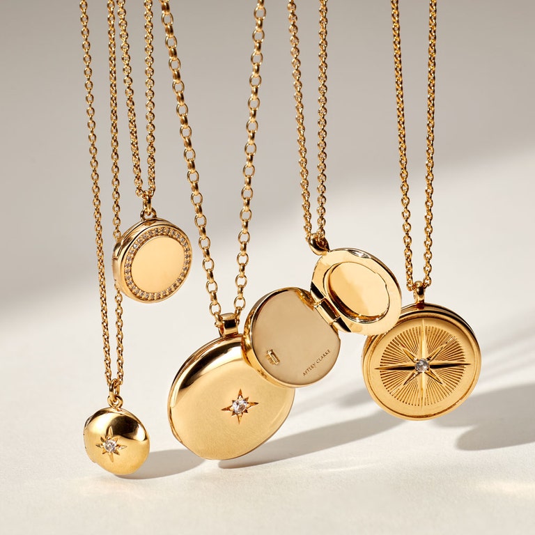 Biography Cosmos Locket Necklace in yellow gold vermeil