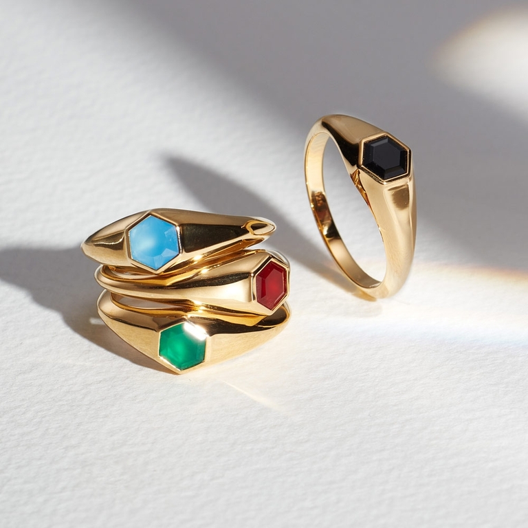 Mini Deco Green Agate Signet Ring in Yellow Gold Vermeil | Yellow Gold Vermeil | Astley Clarke London