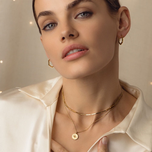 Gold Deco Medium Hoop Earrings
