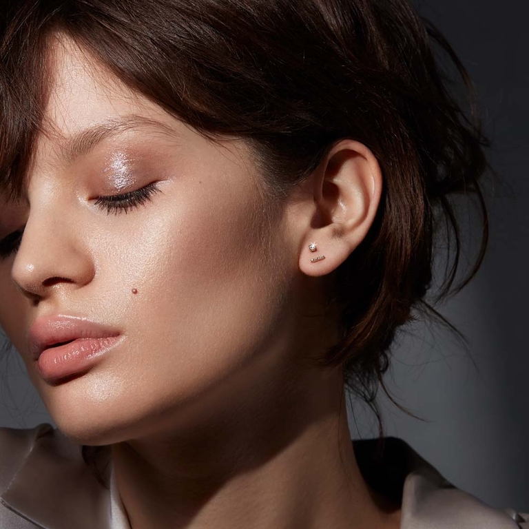Mini Comet Single Diamond Stud Earring in Yellow Gold  | Yellow Gold | Astley Clarke London
