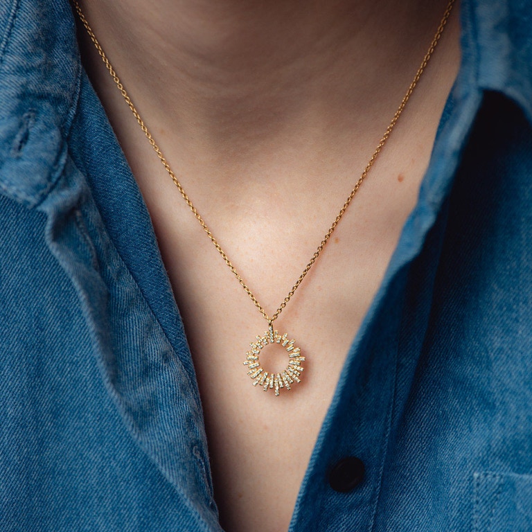 Comet Burst Diamond Pendant Necklace in Yellow Gold | Yellow Gold Jewellery | Astley Clarke London