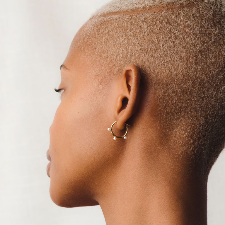 Gold Stilla White Pearl Hoop Earrings