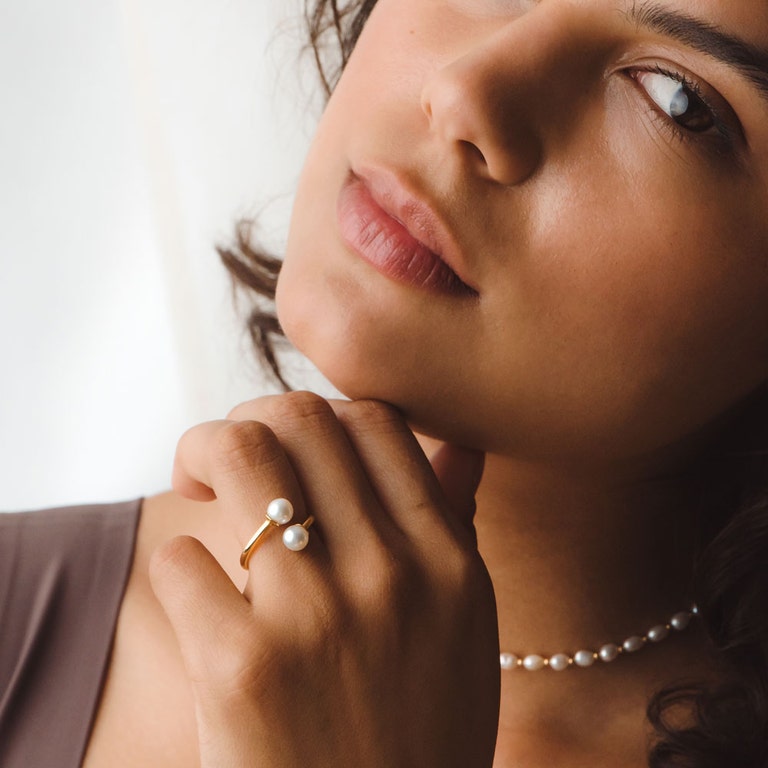 Gold Stilla White Pearl Open Ring 