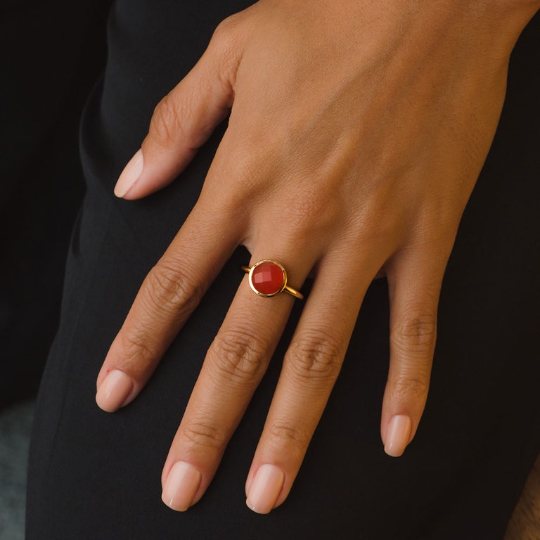 Gold Stilla Large Red Agate Ring 