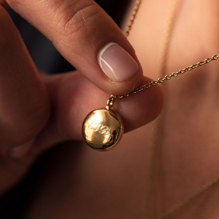Icon Diamond Locket Necklace in Yellow Gold