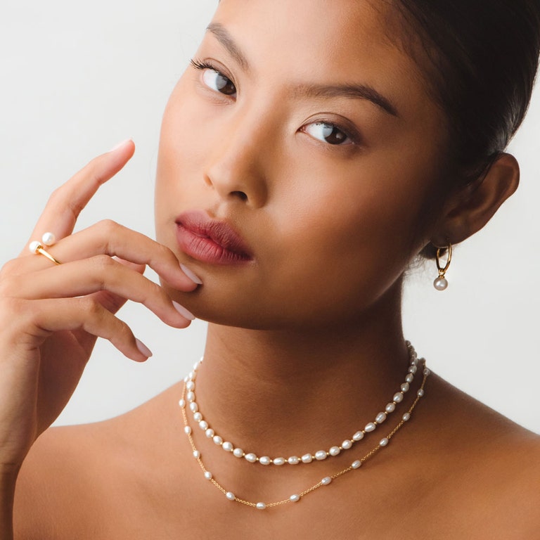 Pearl Biography Chain Necklace in Yellow Gold Vermieil | Astley Clarke
