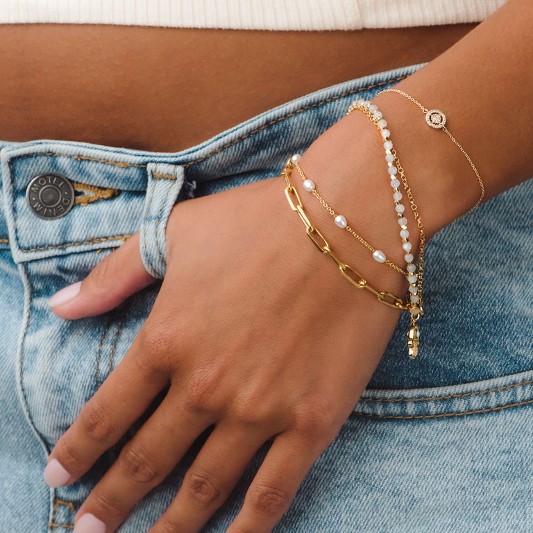 Pearl Biography Chain Bracelet in Yellow Gold Vermeil | Astley Clarke