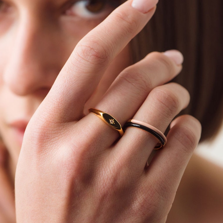 Gold Cirque Half Eternity Black Enamel Ring
