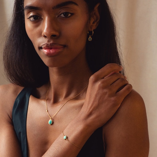 Round Stilla Amazonite Pendant Necklace in Yellow Gold Vermeil