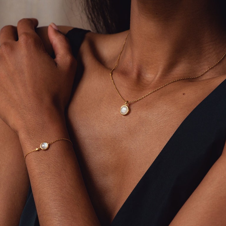 Gold Stilla Moonstone Bracelet 