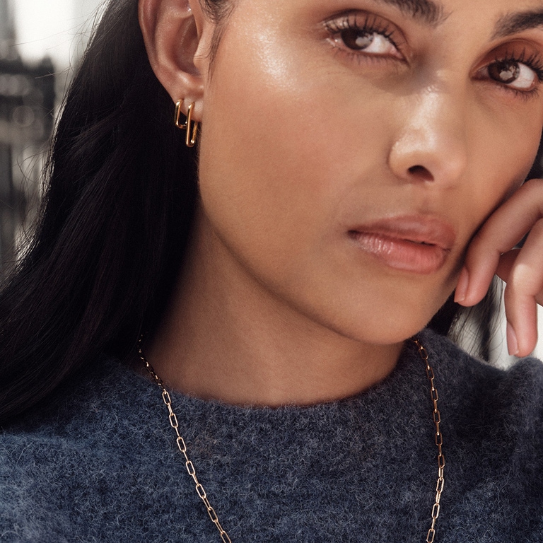 GOLD PAPERCLIP CHAIN NECKLACE