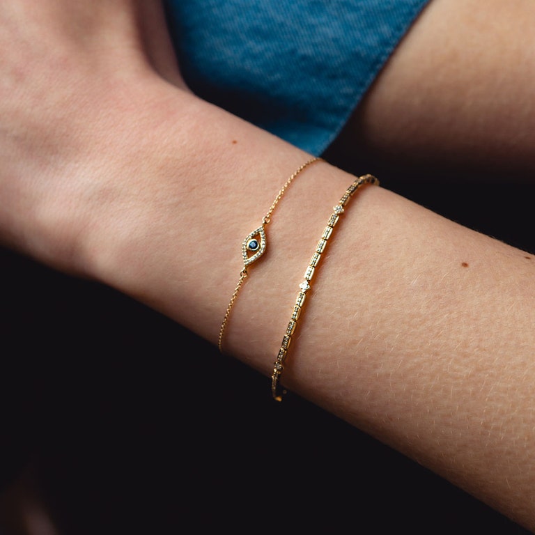 Evil Eye Fine Biography Sapphire Bracelet in Yellow Gold