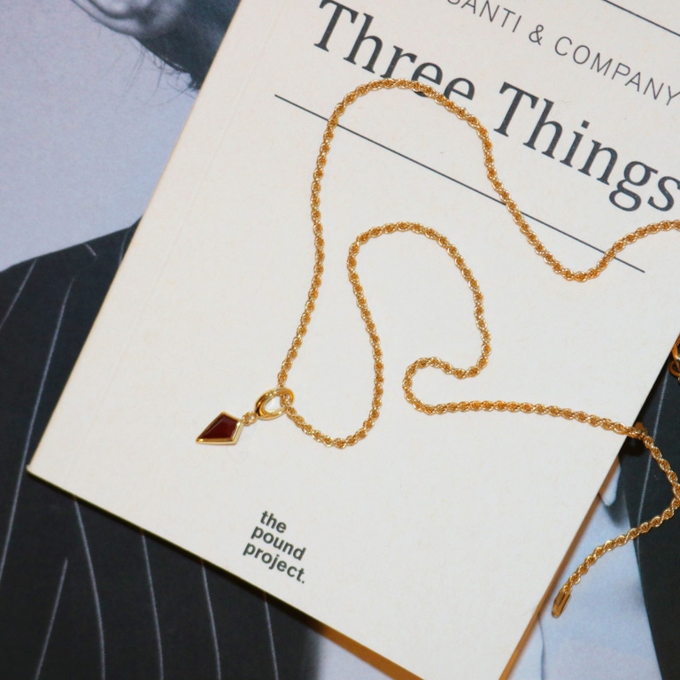 Gold Red Agate Kite Charm Necklace Set