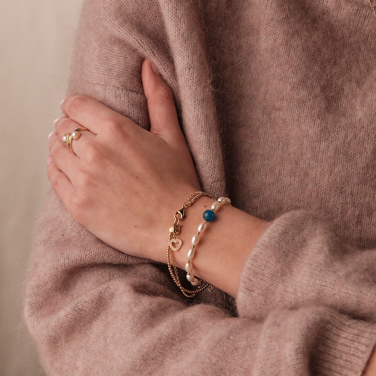 Biography Pearl Side Set Ring in Yellow Gold Vermeil