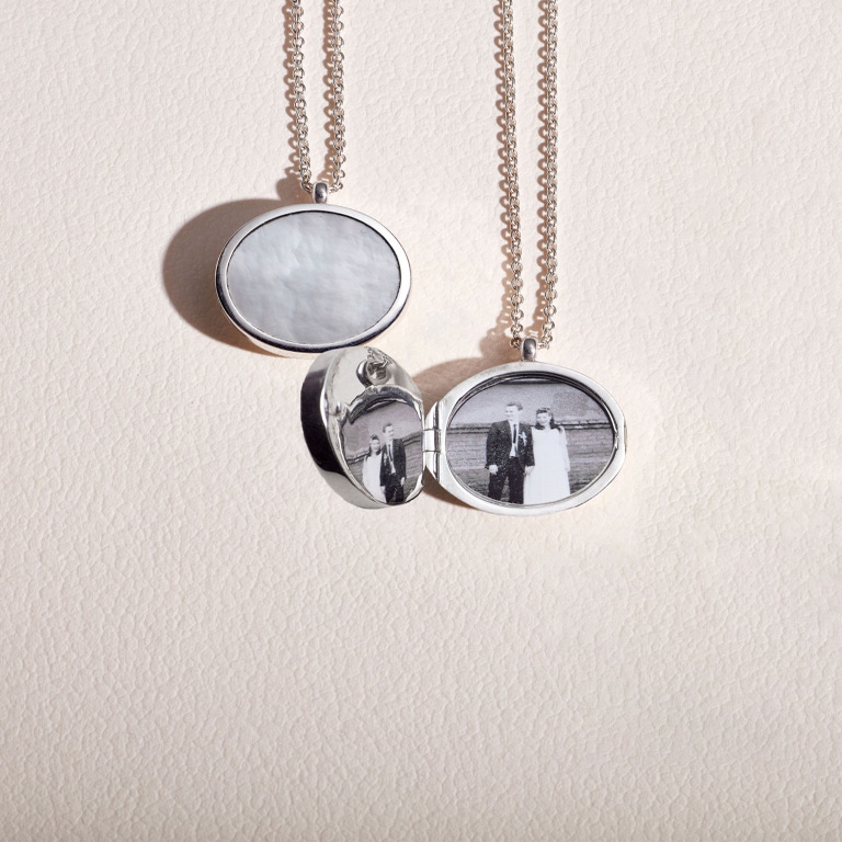 Silver Stilla Mother of Pearl Locket Necklace