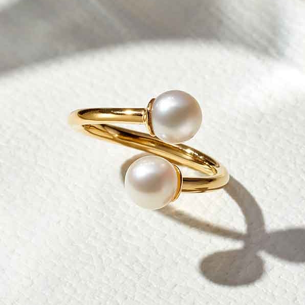 June's birthstone Pearl Ring