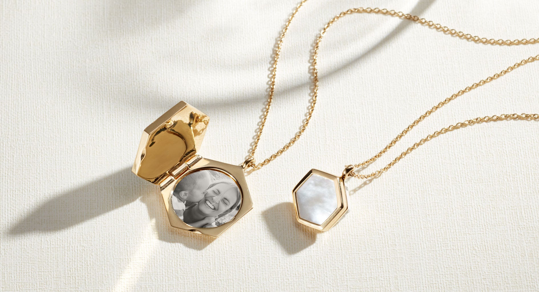 mother of pearl locket necklace